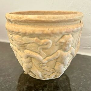 Hayes Parker 3” Tall Vintage Cherubs Holding Hands Planter